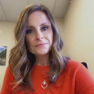 Meet your Posher, Stacy